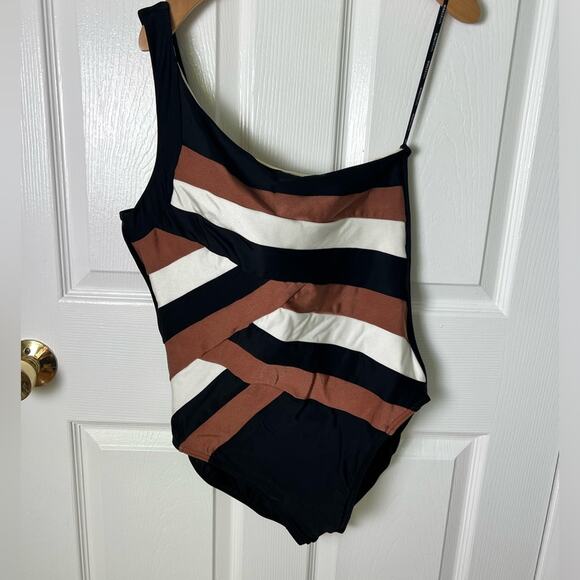 Miraclesuit One Shoulder Stripes Slimming Spectra Matrix One Piece Swimsuit 12 - Picture 2 of 6